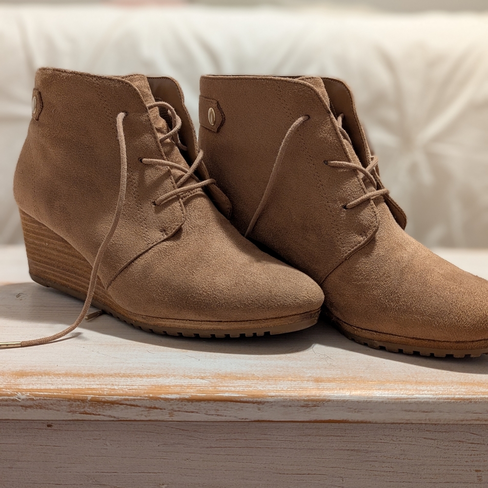 Dr. Scholl's Brown Lace-Up Wedge Boots